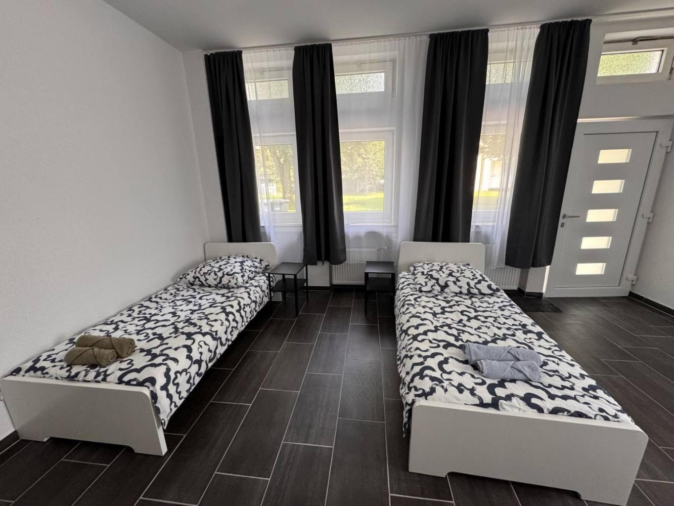Cozy Apartment In Leverkusen Exterior photo
