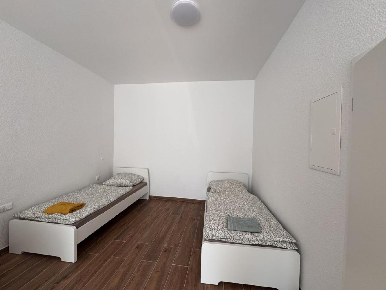 Cozy Apartment In Leverkusen Exterior photo