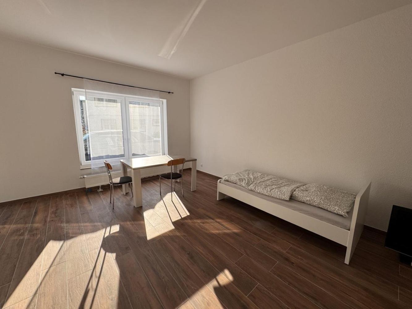 Cozy Apartment In Leverkusen Exterior photo