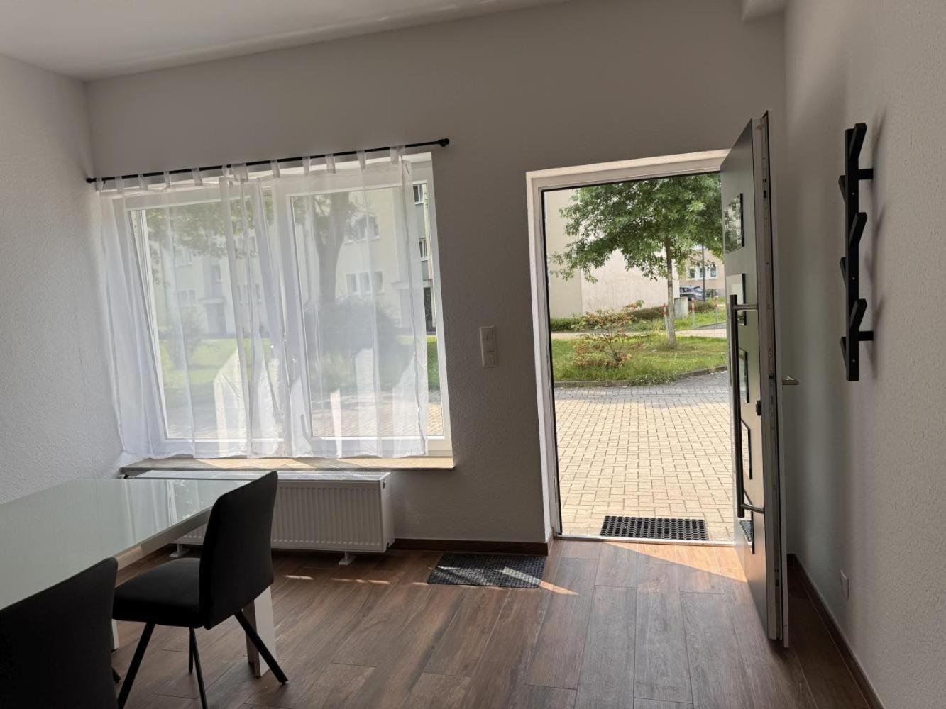 Cozy Apartment In Leverkusen Exterior photo
