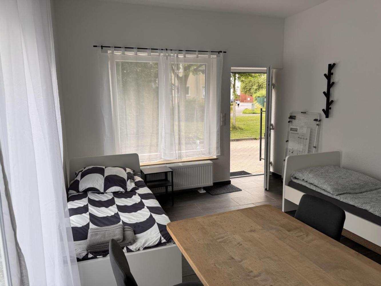 Cozy Apartment In Leverkusen Exterior photo