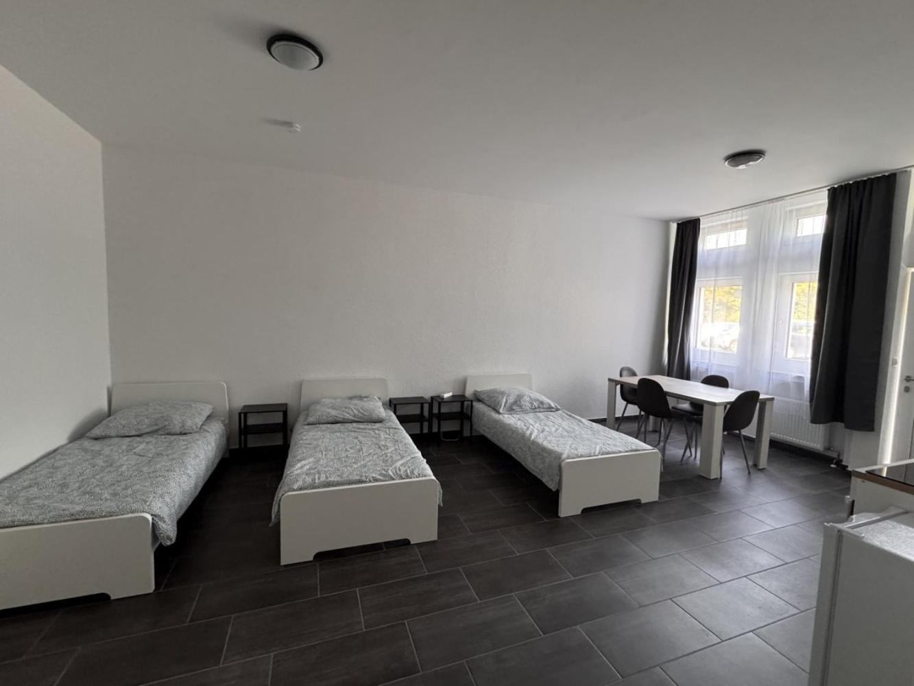 Cozy Apartment In Leverkusen Exterior photo
