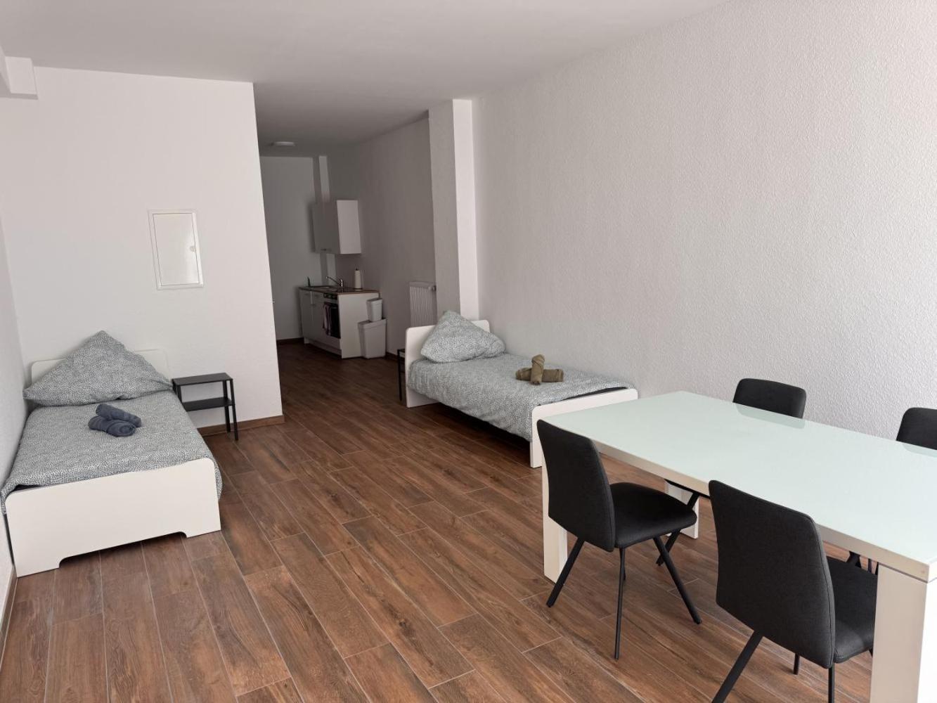 Cozy Apartment In Leverkusen Exterior photo