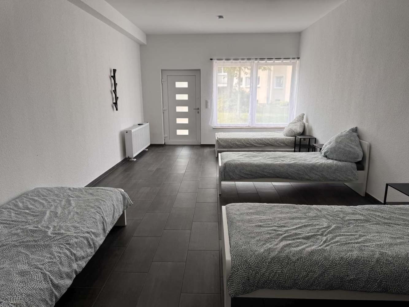Cozy Apartment In Leverkusen Exterior photo