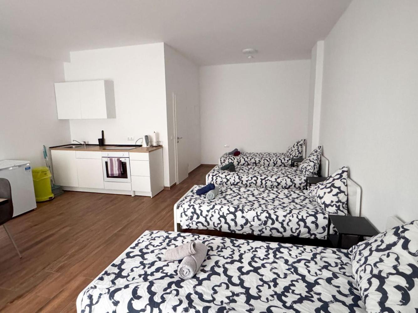 Cozy Apartment In Leverkusen Exterior photo